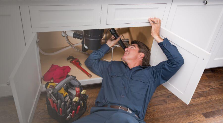 Professional same day plumber in Manlius, IL